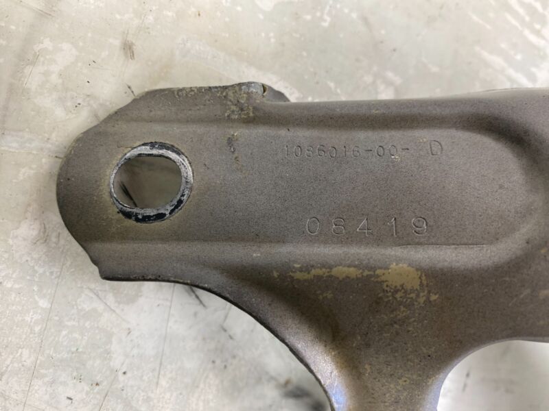 108601600D ⭕17-23 Model 3 M3 Front Passenger Side Fender Support Bracket Right 1086016-00-D
