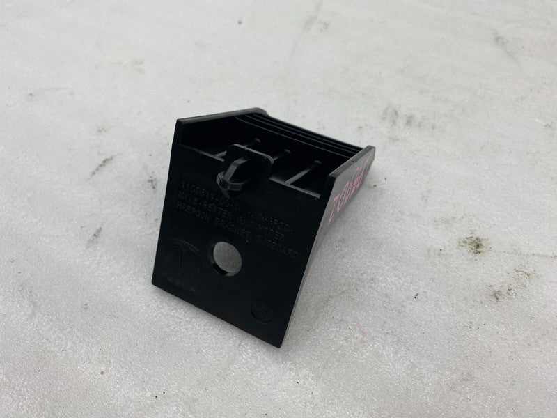 1109511 00 B ⭕ 2016-2020 Tesla Model X MX 5-Seater Gap Hider Harpoon Bracket OEM 1109511-00-B