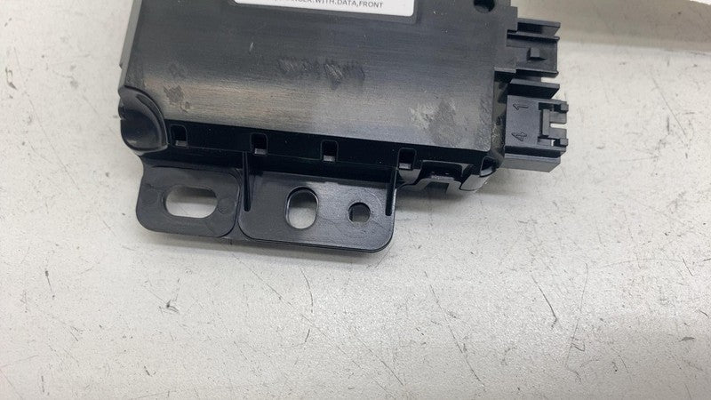 ⭕ 17-23 Tesla Model 3 Center Console Front USB Hub Charger Module 1093