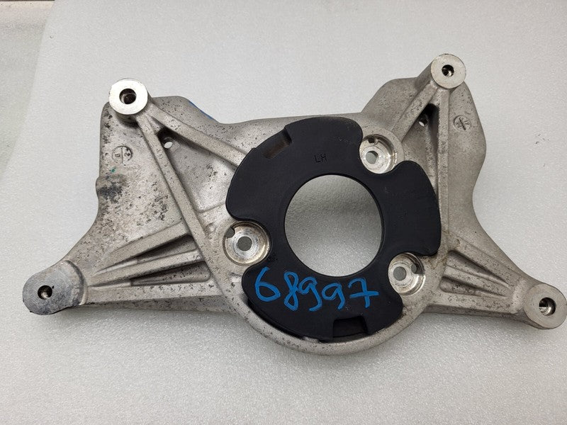 104437100D ⭕ 17-23 Model 3 M3 Front Driver Side Upper Strut Mount Bracket Left 1044371-00-D