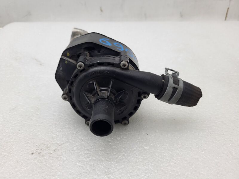 2016-2020 Tesla Model X MX Cooling System Auxiliary Coolant Water Pump Assembly