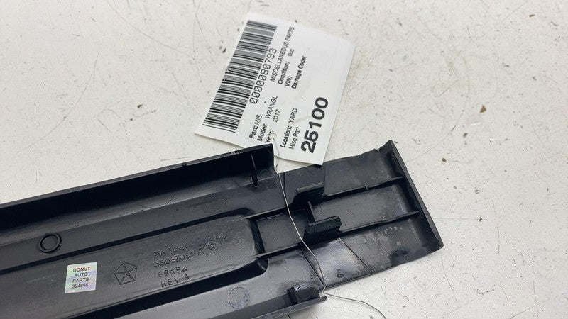 55397091AC ⭕ 07-18 Jeep Wrangler Rear Tailgate Liftgate Lower Hinge Cover Trim 55397091AC