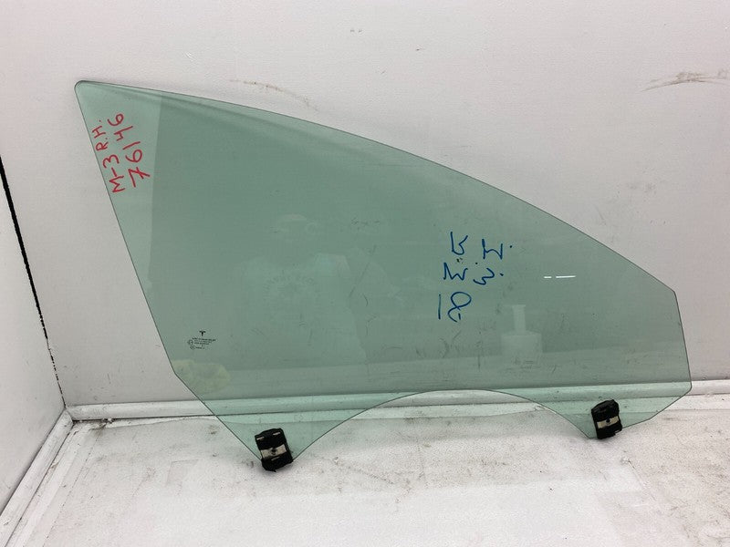 ⭕ 17-19 Tesla Model 3 Front Passenger Side Door Window Glass Right Sin