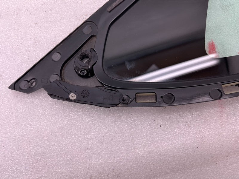 E6 43R-008010 ⭕ 2012-2020 Tesla Model S Rear Passenger Side Quarter Fixed Glass Right Assembly