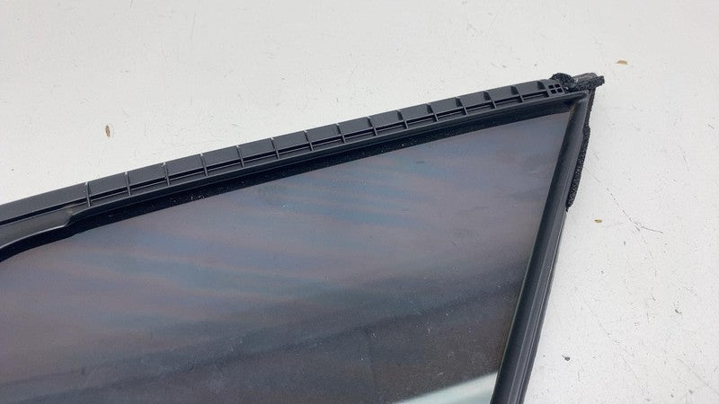⭕ 2018-2023 Subaru XV Crosstrek Front Passenger Side Door Quarter Glas