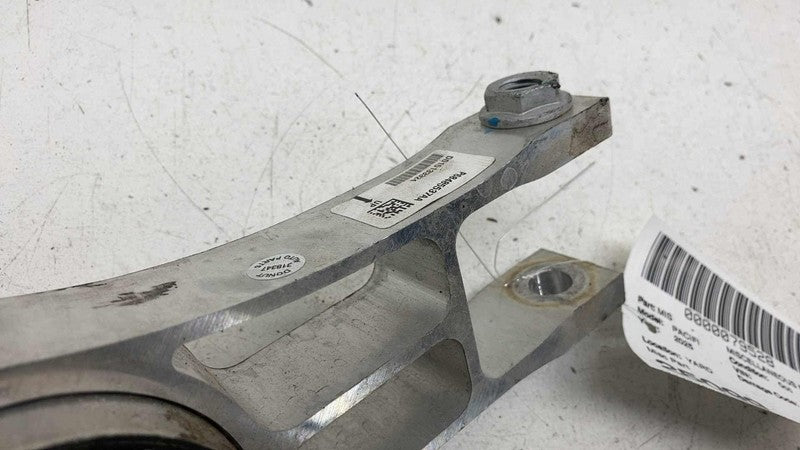 ⭕ 20-25 Chrysler Pacifica Engine Frame Mount Support Isolator Bracket 