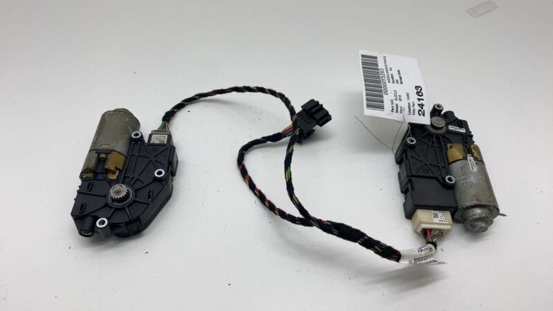 A1668200208 Mercedes-Benz GLE350 Panoramic Sunroof Sun Shade Motor +  Wire Harness Connector
