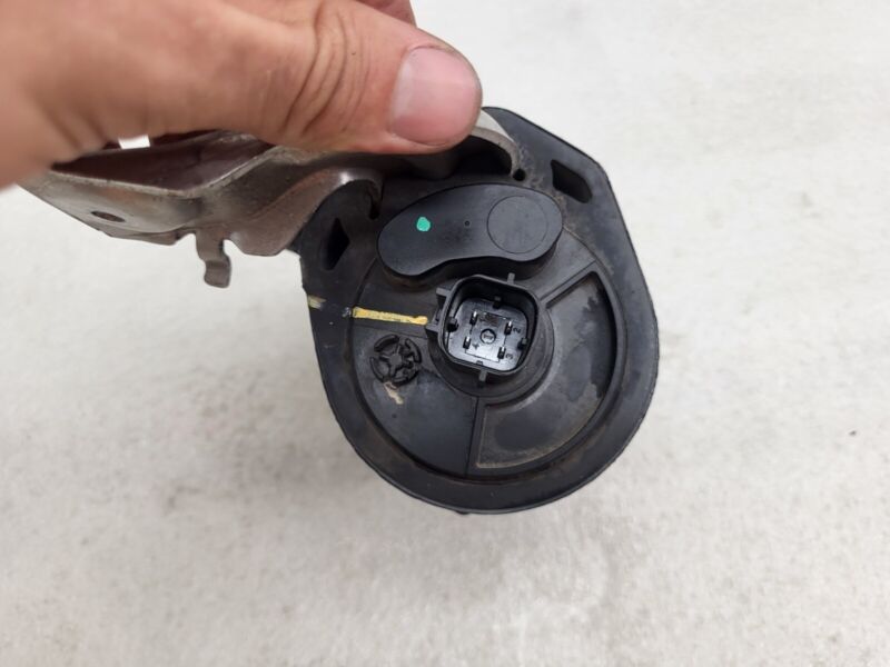 102754900D 2016-2020 Tesla Model S X Cooling System Auxiliary Water Coolant Pump FWD Assy