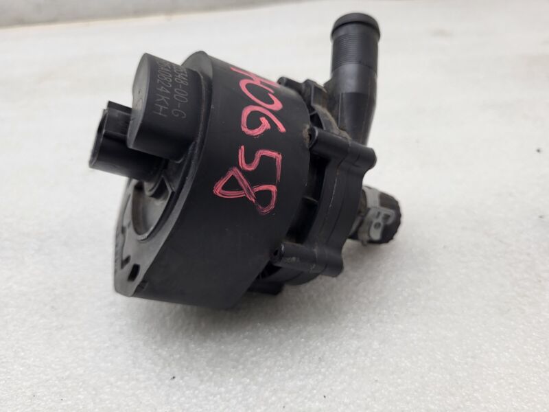2016-2020 Tesla Model S X Cooling System Auxiliary Water Coolant Pump FWD Assy