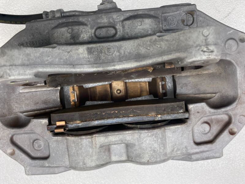 1044622 00 D ⭕ 2017-2020 Tesla Model 3 Front Right Caliper w/ Brake Hose Line RH 1044622-00-D