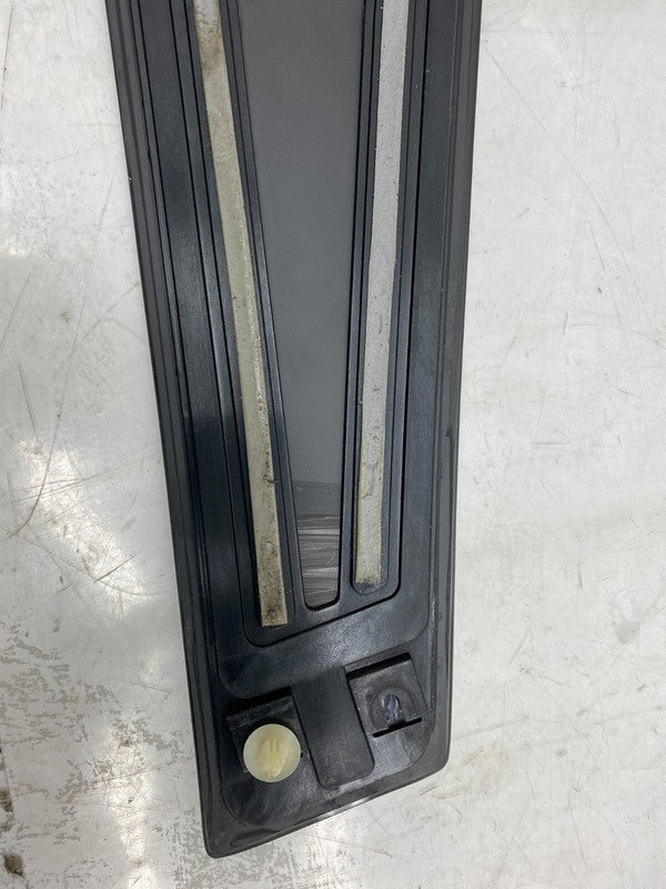 ⭕ 12-15 Tesla Model S Passenger Side B-Pillar Molding Applique Glass Trim Right