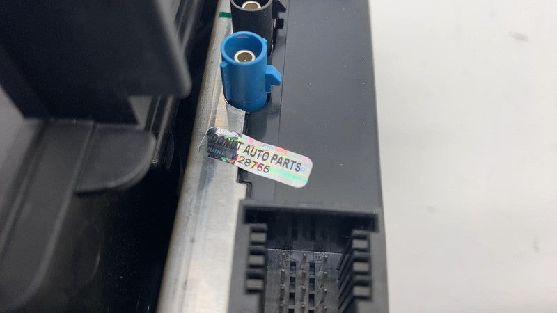 A 253 901 23 00 16-19 Mercedes-Benz GLE350 Power Inverter & Emergency Communication Module Assy