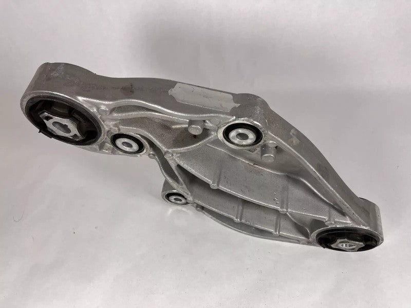 113584500C ⭕ 16-20 Tesla Model X Front Right Raven Drive Unit Bushing Carrier 1135845-00-C