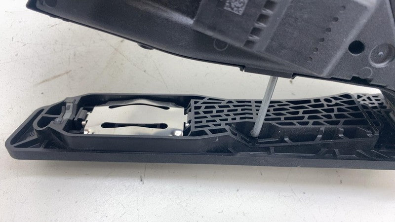 A2053000004 ⭕ 15-22 Mercedes-Benz C300 W205 Front Accelerator Gas Pedal Throttle A2053000004