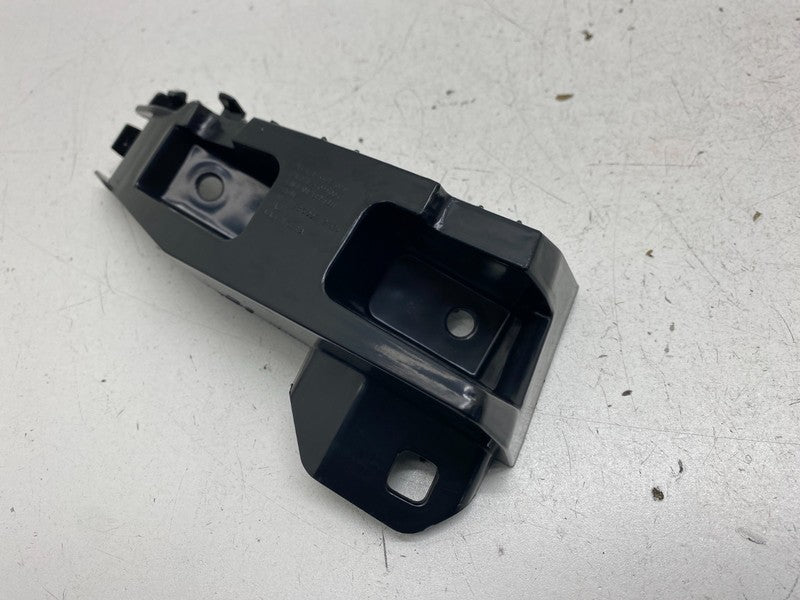 1755642 00 D ⭕ 24-26 Tesla Model 3 Rear Left Taillight Taillamp Lower Bracket LH 1755642-00-D