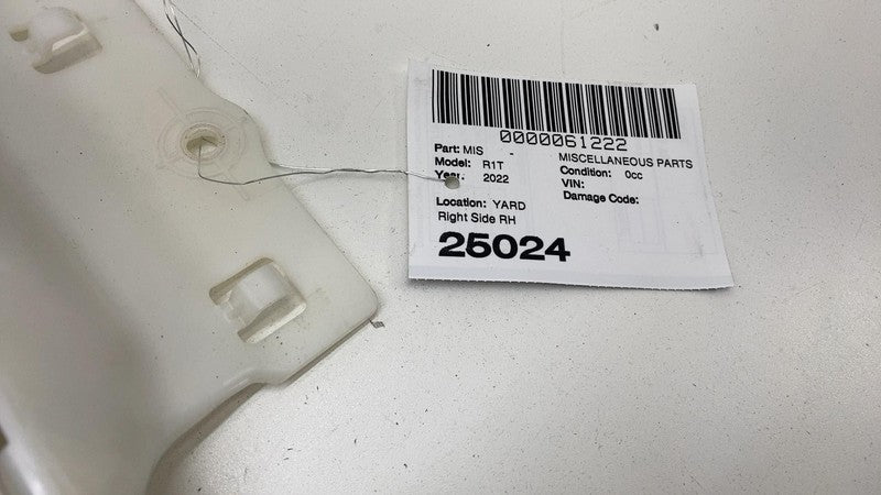 PT00388008 ⭕ 2022-2024 Rivian R1T Right Side Upper B-Pillar Trim Cover Panel RH PT00388008