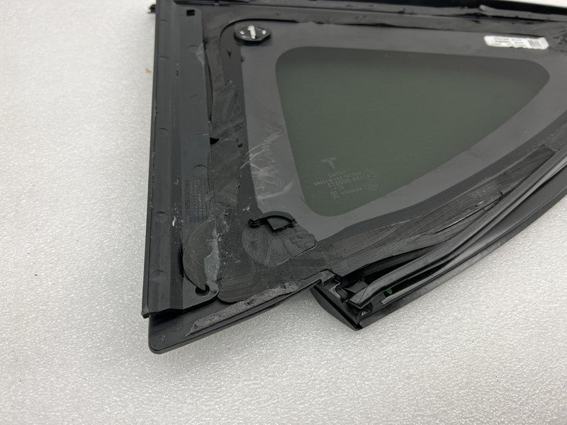1495741-90-H 2020-2023 Tesla Model Y Rear Passenger Side Quarter Window QTR Glass Right Assy
