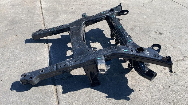 ⭕ 2024-2025 Equinox EV Front Subframe Crossmember Cradle K-Frame Assembly