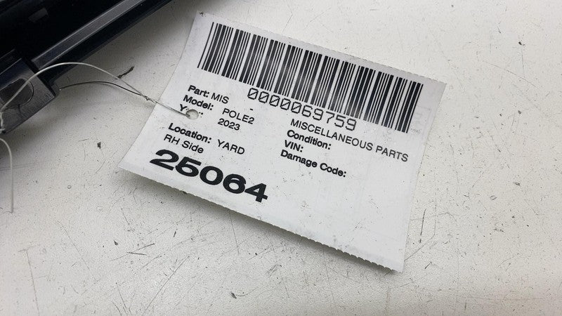 ⭕ 21-23 Polestar 2 Front Right Exterior B-Pillar Applique Trim Molding