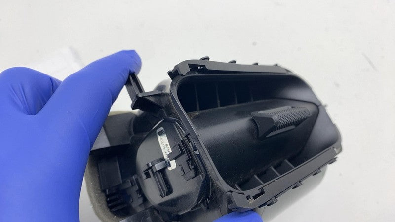 9Y0 820 902 F ⭕ 2024 Porsche Cayenne Front Passenger Right Outer Dashboard Air Vent 9Y0820902F