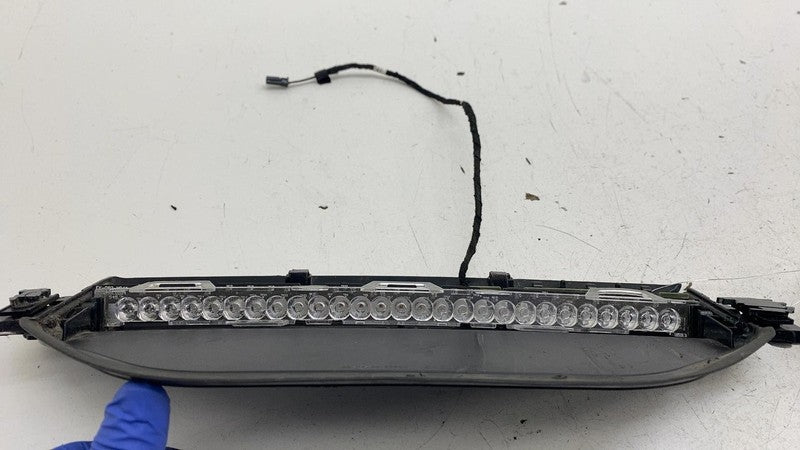 ⭕20-24 Tesla Model Y Rear Tailgate LED Third Brake Light Lamp Mount 14