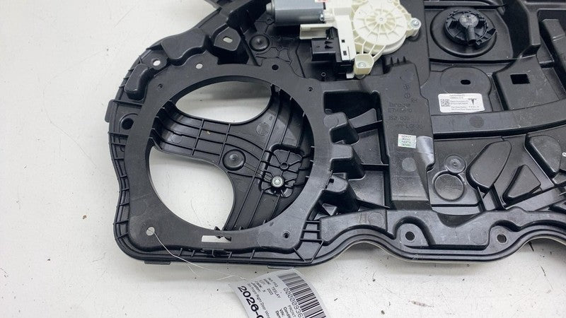 ⭕20-24 Model Y Front Right Door Window Regulator & Motor w/ Carrier 14