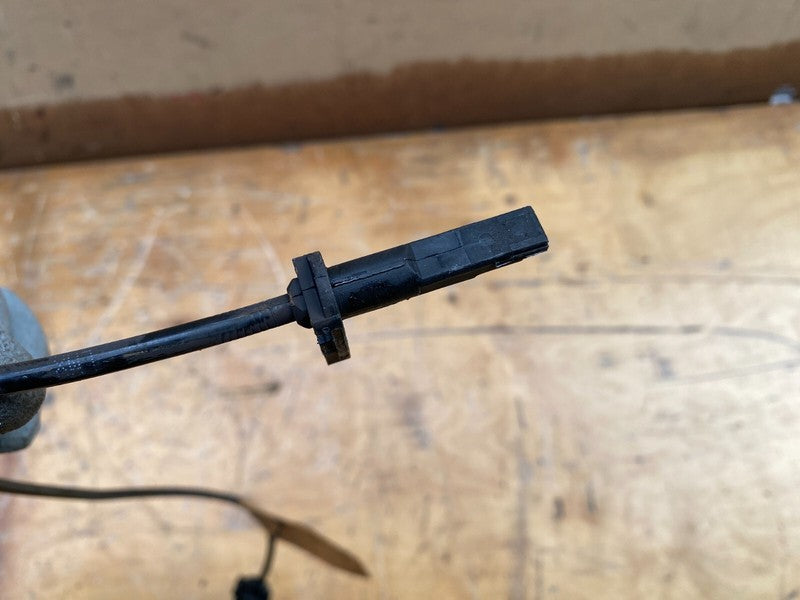 103779600C ⭕ 16-20 Model X Rear Left or Right Anti-Lock ABS Wheel Speed Sensor 1037796-00-C