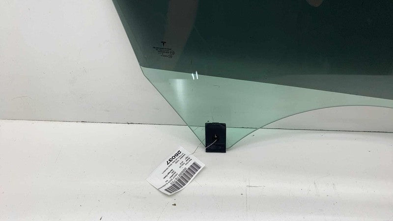 43R-004530 ⭕ 2017-2020 Tesla Model 3 Front Driver Side Door Window Glass Left (Single Pane)