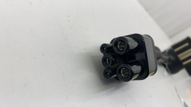 35570237 ⭕ 22-25 Rivian R1S Adapter 220v 240v Outlet Portable Charging Adapter 35570237