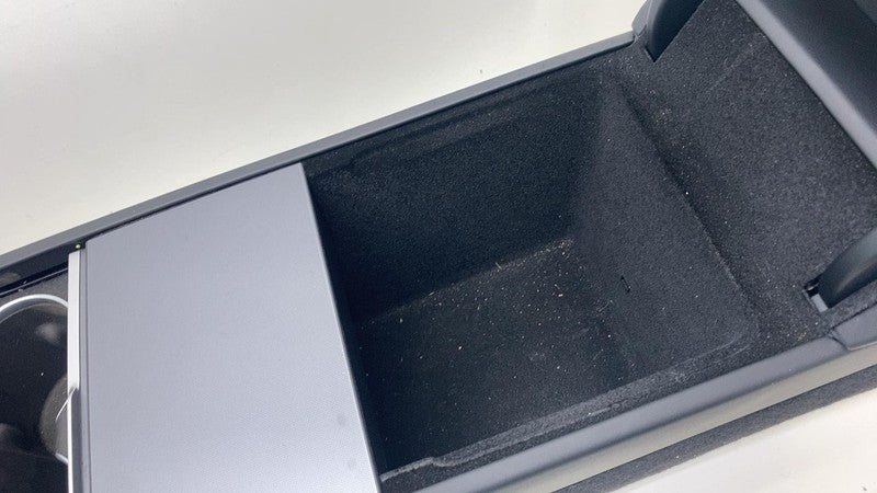 ⭕ 24-25 Tesla Model 3 Front Floor Center Console Storage & Carrier 198