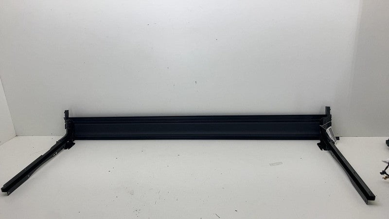 185212597D ⭕ 24-25 Tesla Cybertruck Lower Tonneau Horizontal Guide Rail Trim 1852125-97-D