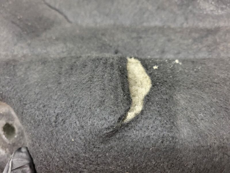 151479100B 20-22 Model Y Performance Rear Motor Bay Noise Absorber Panel Cover 1514791-00-B