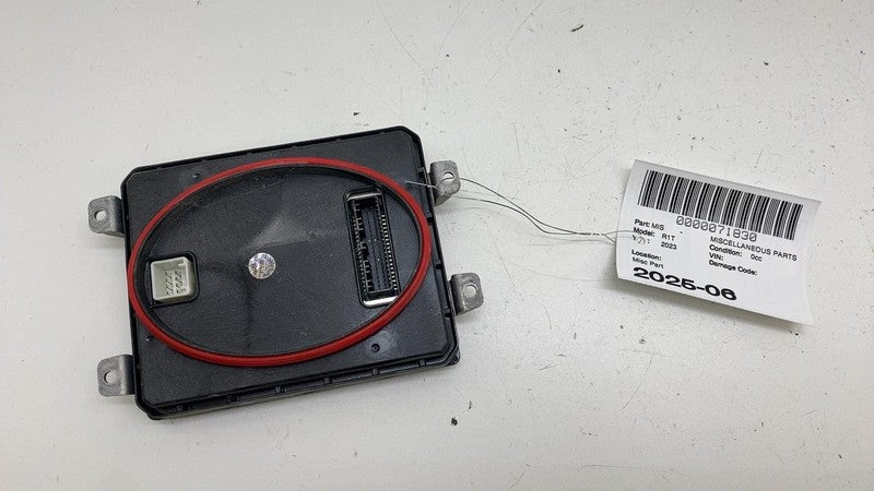GMM92181000 ⭕ 2022-2024 Rivian R1T R1S Headlight Control Module LED Ballast Unit GMM92181000
