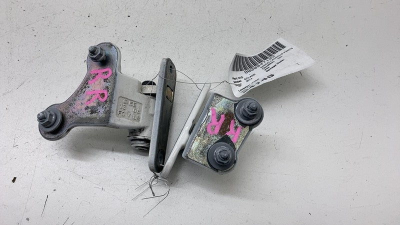⭕ 10-16 Mercedes-Benz E350 Rear Right Lower & Upper Door Hinge Closure Assist RH