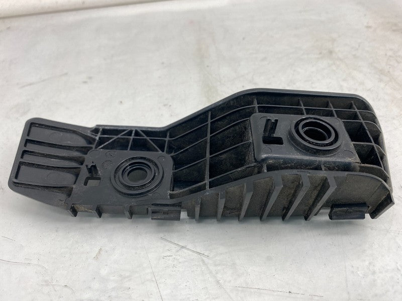 1083992 00 D ⭕ 17-23 Model 3 Rear Driver Taillight Tail Lamp Mount Bracket Left 1083992-00-D