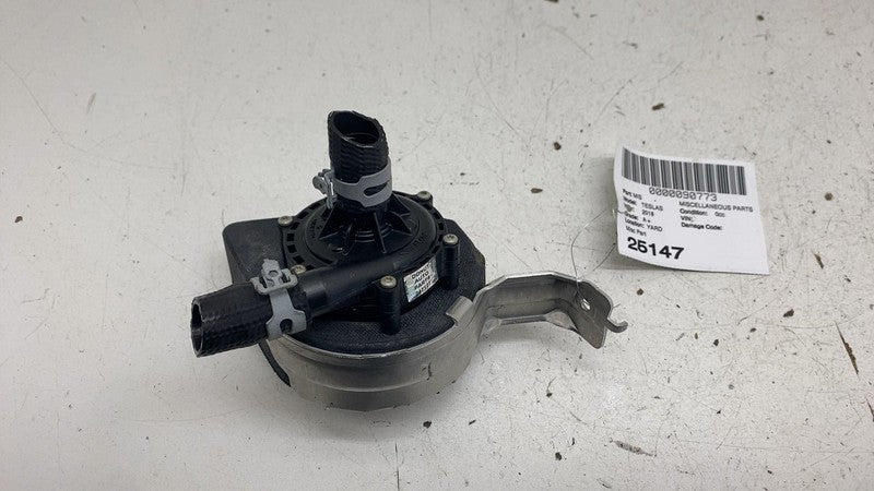⭕ 2012-2020 Model S Auxiliary Water Coolant Pump Foam Isolated OEM 106