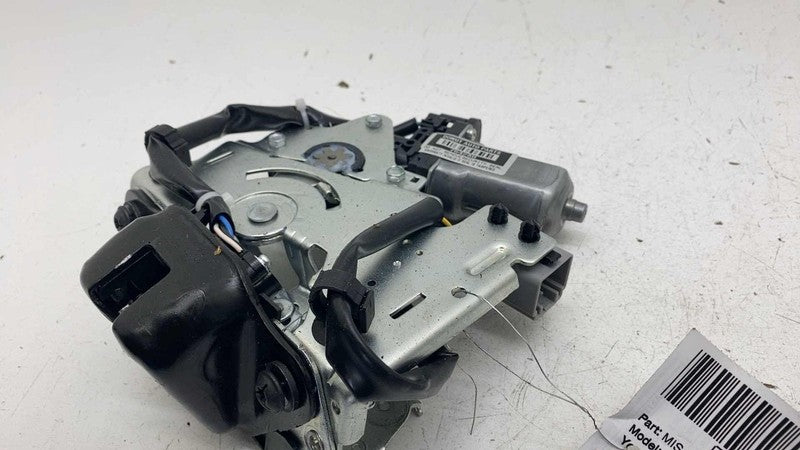 ⭕ 2017-2025 Chrysler Pacifica Tailgate Trunk Latch Lock Actuator A95-6