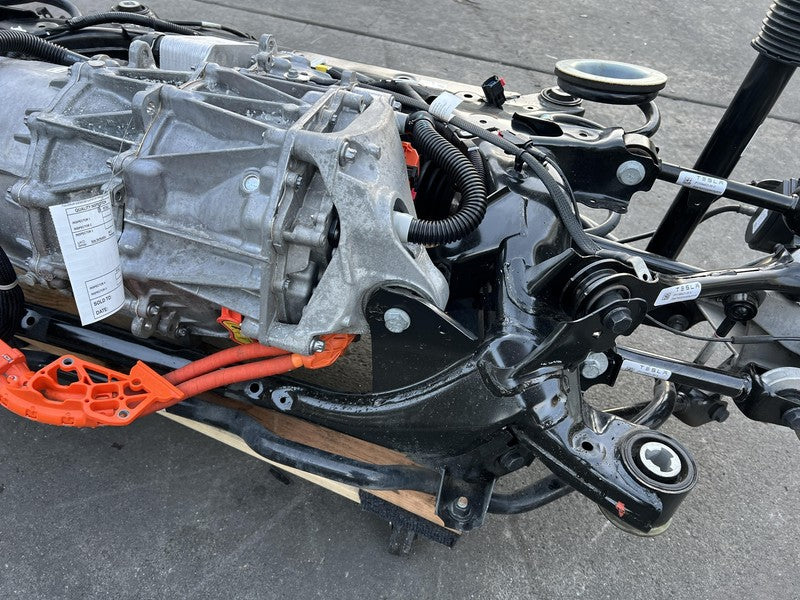 ⭕ 2020-2023 Tesla Model Y Rear Drive Unit w/ Subframe & Suspension 112