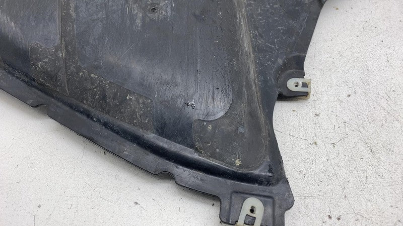 8060031 2017-2022 BMW 530e G30 Front Driver Side M Sport Mud Splash Guard Shield Left LH