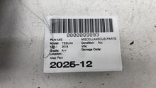 ⭕17-23 Model 3 Center Console Air Vent Grille Cover Panel & USB Hub 1102033-00-A