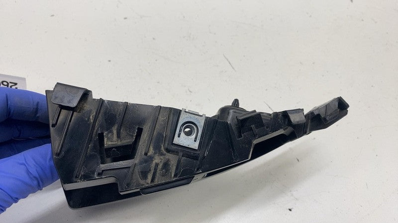 ⭕ 24-25 Model 3 Rear Passenger Taillight Tail Lamp Mount Bracket RH 17