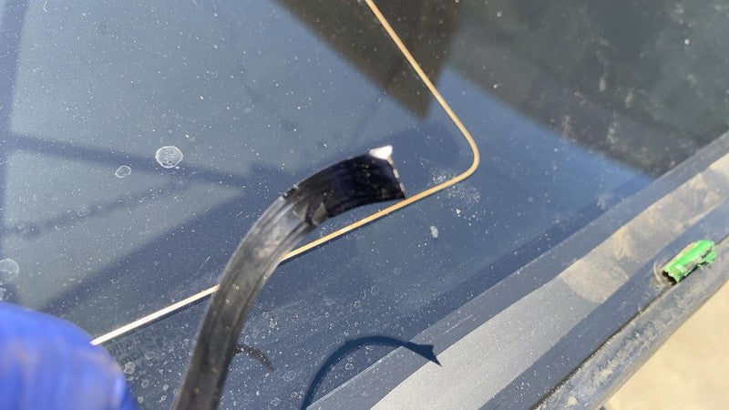 ⭕ 17-20 Model 3 M3 Rear Trunk Panoramic Backlite Glass Back Section 14