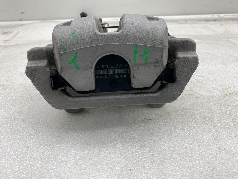 104462400F ⭕ 2017-2025 Tesla Model 3 Rear Right Caliper + Brake Hose Line BASE 1044624-00-F