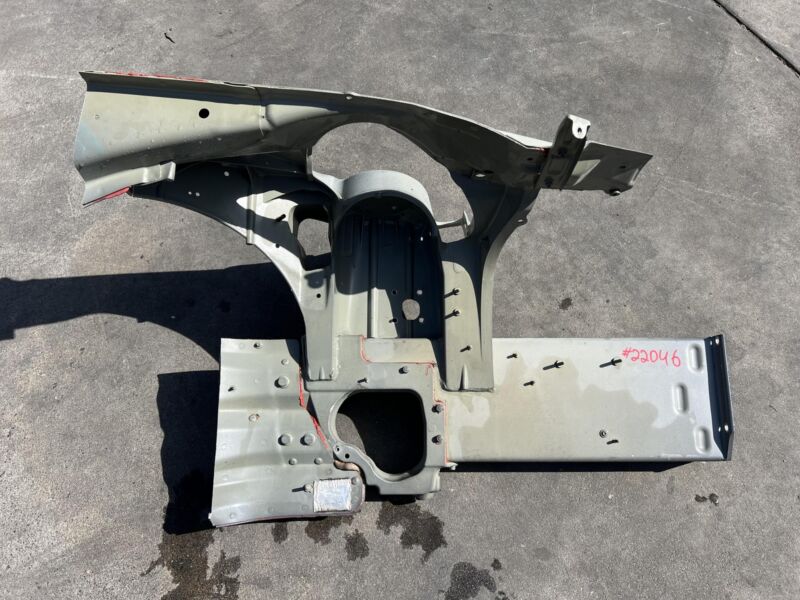 2012-2020 Tesla Model S Front Right Inner Fender Apron Structural Frame Cut Out