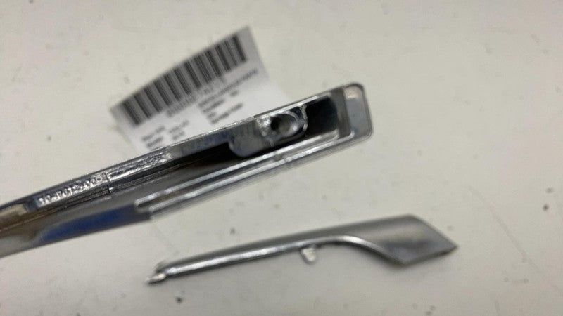 104961200E ⭕16-20 Model X Front Right Fog Light Eyelet Chrome Trim 1049612-00-E/1049610-00-