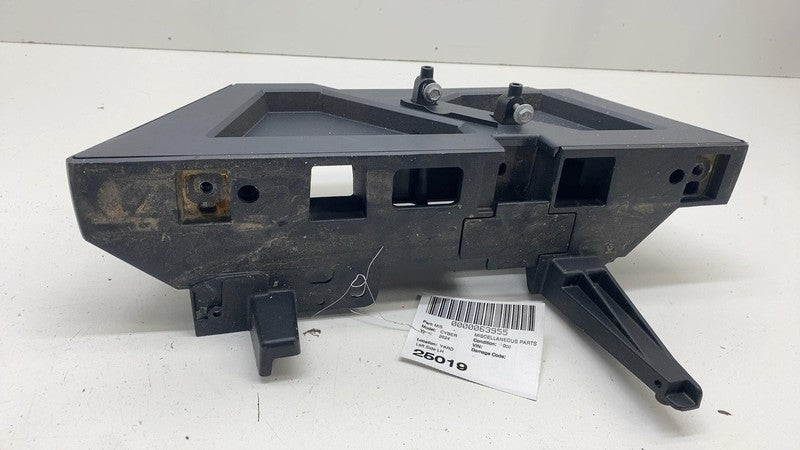 ⭕ 2024 Tesla Cybertruck Driver Left 1st Row Seat Inboard Riser Cast 18