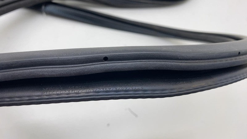 ⭕ 2022-2024 Rivian R1T R1S Front Driver Side Door Weatherstrip Rubber Seal Left