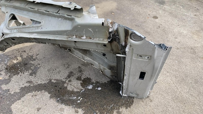 2011-2014 Porsche Cayenne Front Driver Side Structural Apron Cutout Left LH