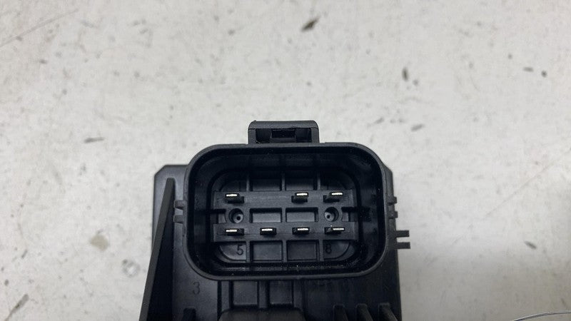 2013 2014 2015 2016 2017 2018 Ford C-Max Fuel Pump Control Module AU5A