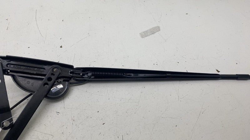 ⭕ 16-20 Tesla Model X Front Passenger Side Windshield Wiper Arm Right 
